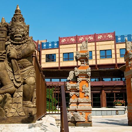 Disney Explorers Lodge Hong Kong Exterior foto