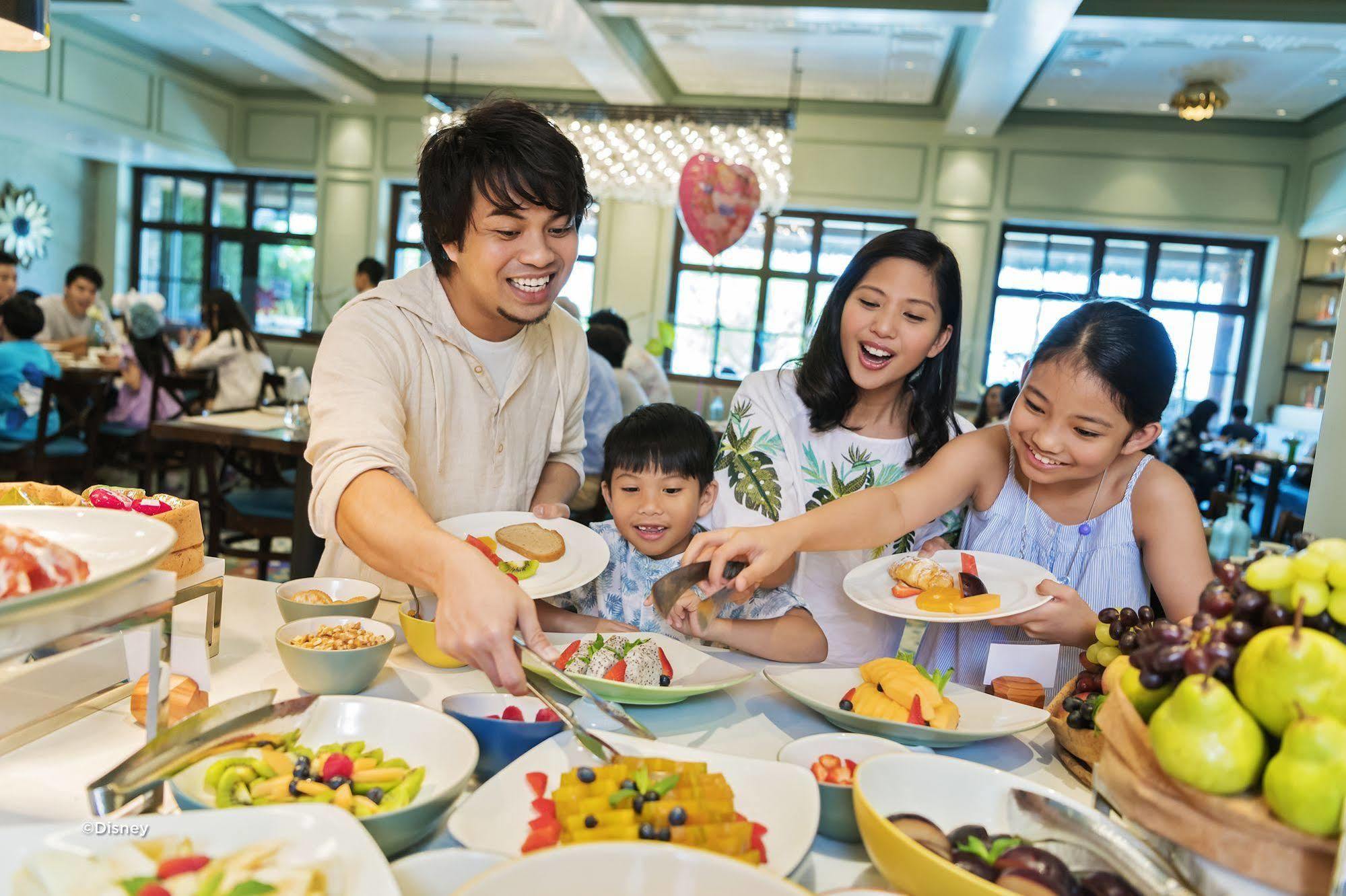 Disney Explorers Lodge Hong Kong Exterior foto